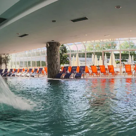 Livada Prestige - Terme 3000 - Sava & ホテル モラフスケ・トプリツェ