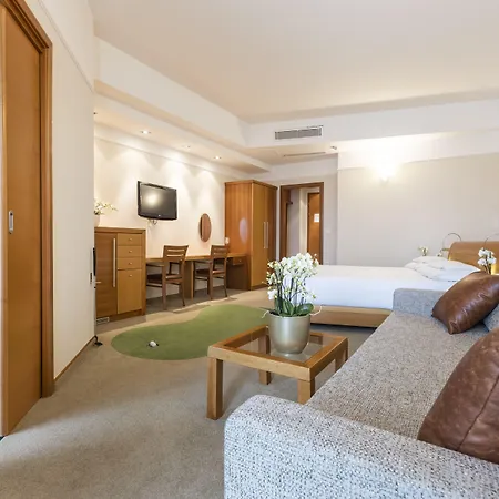 Livada Prestige - Terme 3000 - Sava & מורבסקה טופליצה